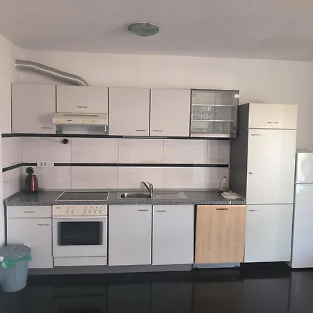 Grey One Apartman *